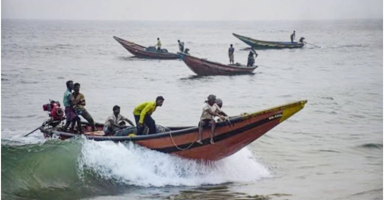 Cyclone Bulbul makes landfall in India, 2 dead