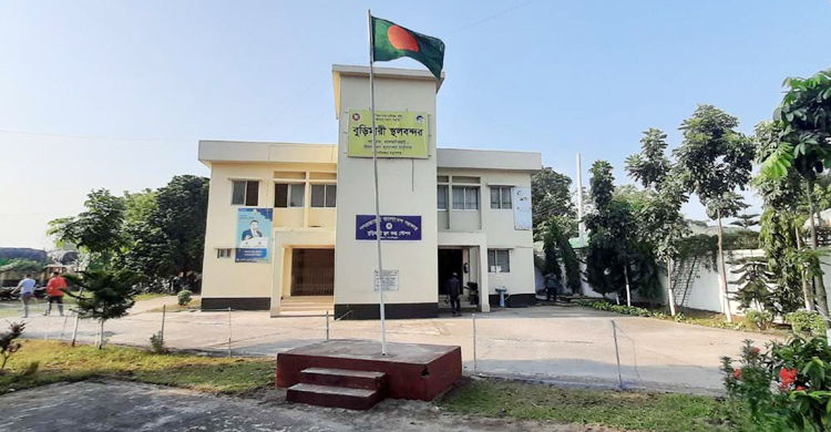 ব্যবসায়ীর মৃত্যুতে ৫ ঘণ্টা বন্ধ ছিল বুড়িমারী স্থলবন্দর