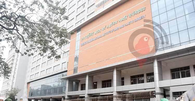 ফতুল্লায় গলিত লোহা ছিটকে দগ্ধ এক শ্রমিক মারা গেছেন