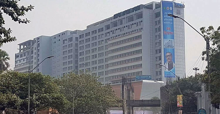 4 of a family burnt in cylinder blast in Badda