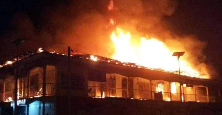 বুরুন্ডির কারাগারে ভয়াবহ অগ্নিকাণ্ড, ৩৮ বন্দি নিহত