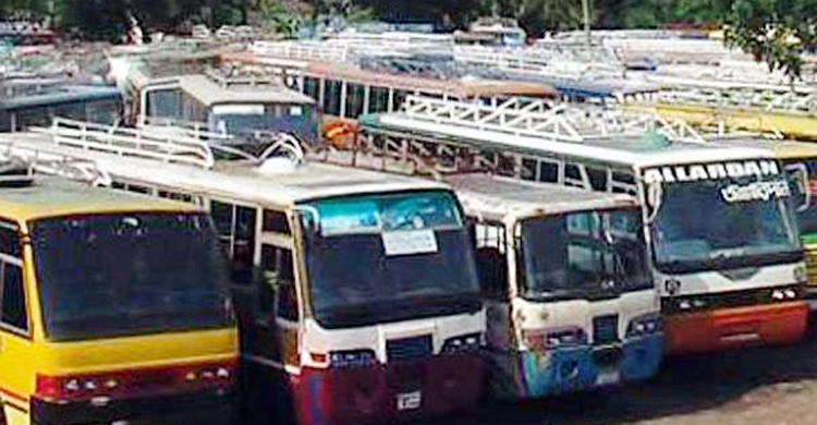 সড়ক আইন সংশোধনের দাবিতে নড়াইলে বাস চলাচল বন্ধ