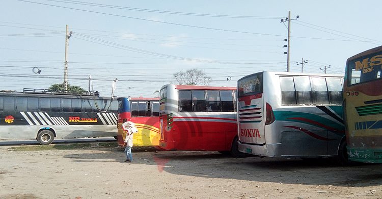 আগেই নিতো অতিরিক্ত ভাড়া, এখন বাড়লো আরও