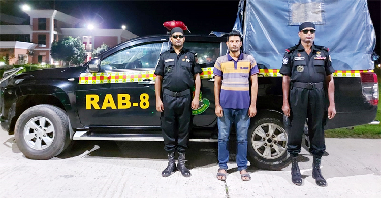 বিআরটিসি বাসের চালক গ্রেফতার