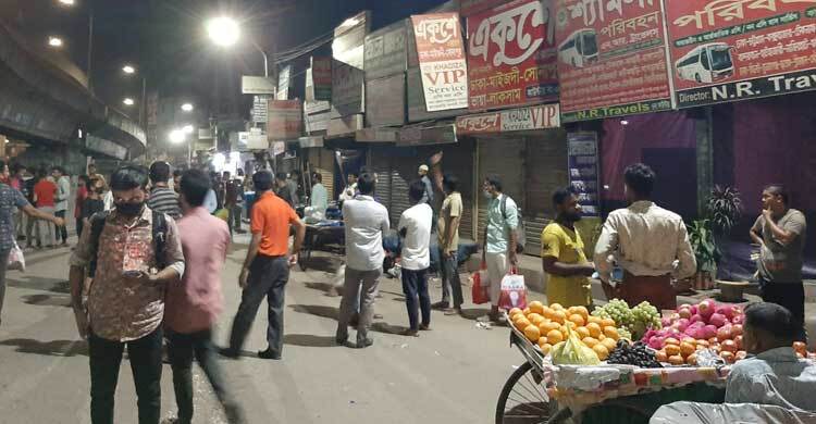 টার্মিনাল থেকেই ছাড়তে দেয়া হচ্ছে না বাস