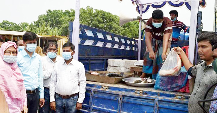 ভ্রাম্যমাণ কেন্দ্রে ৮০ কোটি ৭১ লাখ টাকার মাছ-মাংস বিক্রি
