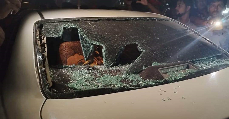 বিএনপি নেতাকর্মীদের ওপর ‘হেলমেট বাহিনীর’ হামলা, গাড়ি ভাঙচুর