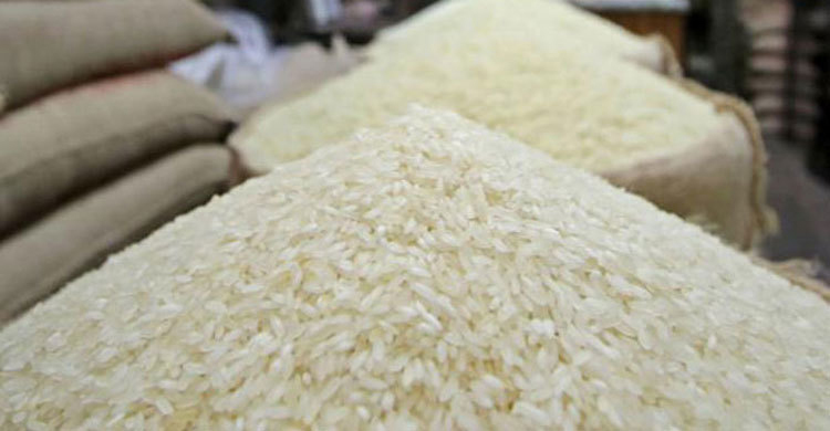 ভাড়া না পেয়ে ভাড়াটিয়ার চাল নিয়ে গেলেন ঘর মালিক