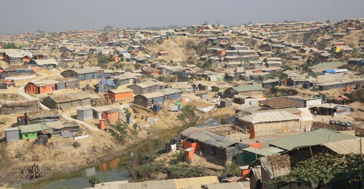 রোহিঙ্গা ক্যাম্পে গোলাগুলিতে নিহত ১, আহত ২৯