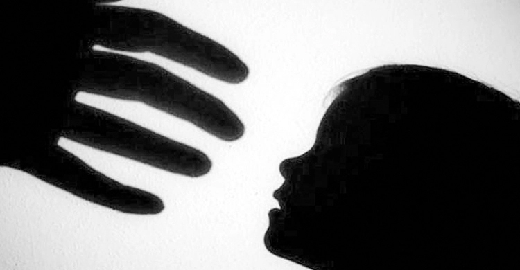 গৃহকর্ত্রীর নির্মম নির্যাতনে হাসপাতালে কাতরাচ্ছে চাঁদনী