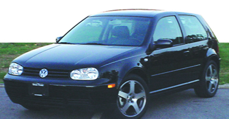 প্রাইভেটকারে উঠিয়ে নিয়ে ব্যবসায়ীর ৫ লাখ টাকা ছিনতাই