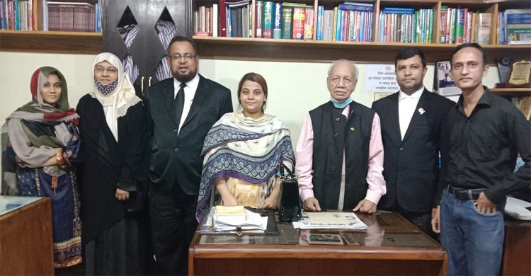 খালাস পেলেন তিন সাংবাদিক ও নির্যাতিত গৃহবধূ