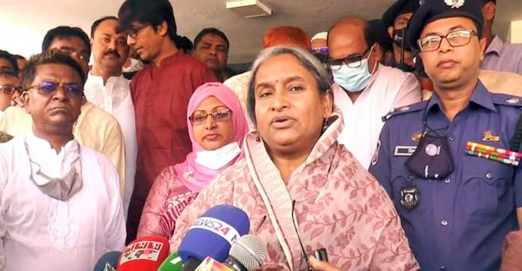 ‘শিক্ষকদের আর্থিক মর্যাদা বৃদ্ধি ছাড়া শিক্ষার মানোন্নয়ন সম্ভব নয়’