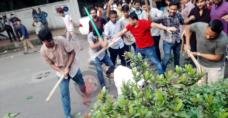 ঢাবি প্রশাসনের ব্যর্থতায় রক্তাক্ত হয়েছে ছাত্রদল: সাদা দল