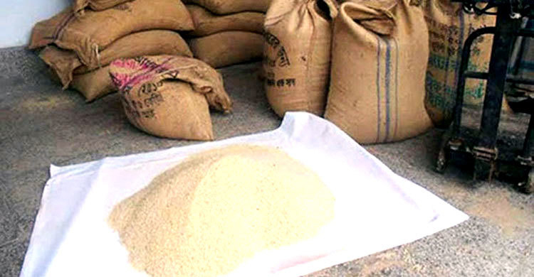 দাম কম, সরকারি গুদামে চাল দিচ্ছেন না ব্যবসায়ীরা