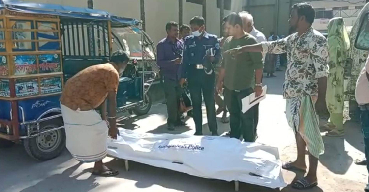 সড়ক দুর্ঘটনায় প্রাণ হারালেন সহকারী প্রধান শিক্ষিকা