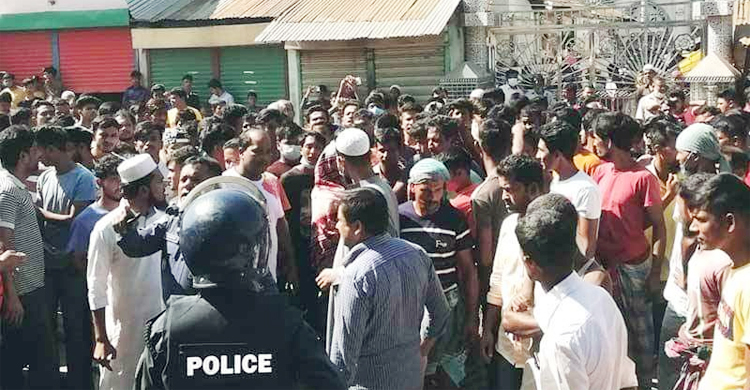 টাকাভর্তি গাড়ির চাপায় প্রাণ গেল শিশুর