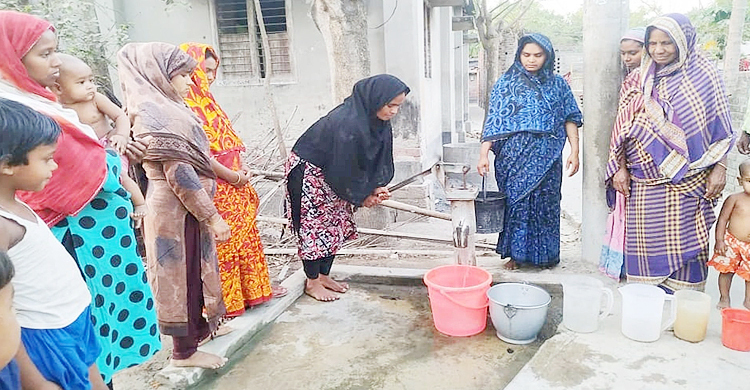 চাঁপাইনবাবগঞ্জে পানির জন্য হাহাকার