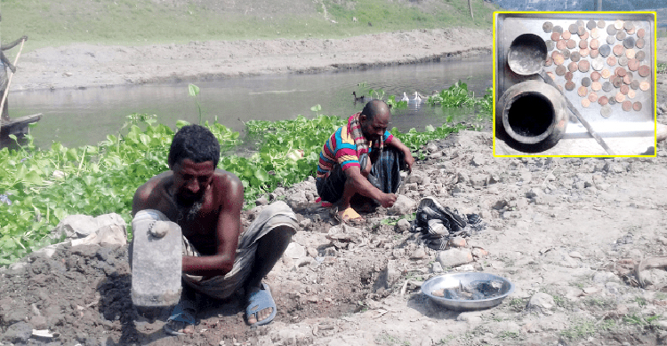 মাটি খুঁড়লেই মিলছে সোনা-রুপা