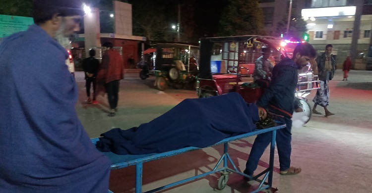 সাইকেল নিয়ে গেলো বন্ধু, বেধড়ক পিটুনি খেলো দুই যুবক