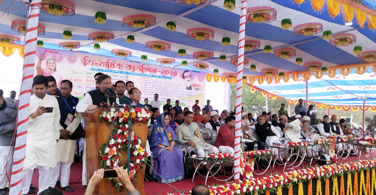 যারা রাতে কোর্ট বসায়, আদালত নিয়ে কথা বলার অধিকার তারা রাখে না