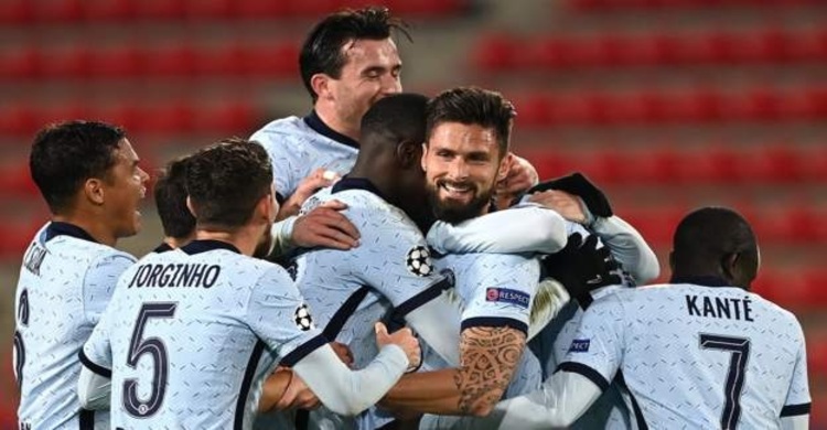 Chelsea seal early qualification to last 16