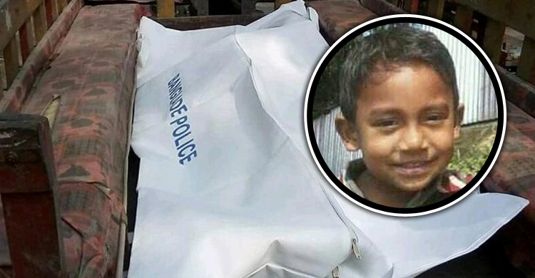 প্রতিবেশীর বাড়ির সামনে পাওয়া গেল শিশুর মরদেহ