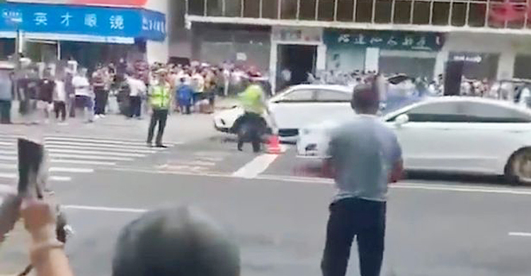 চীনে নার্সারি স্কুলে ছুরিকাঘাতে নিহত ৩