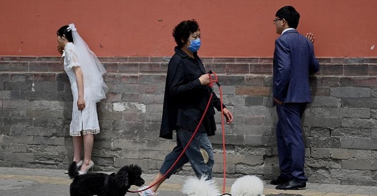 Divorces fall 70% in China after govt orders couples to cool off