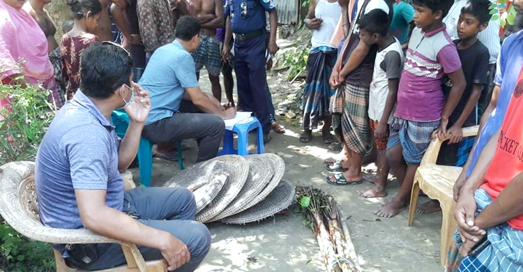 পরিত‌্যক্ত ঘরে ১০ ককটেল বিস্ফোরণে এলাকায় আতঙ্ক