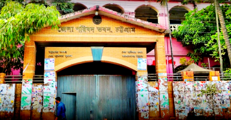 চট্টগ্রাম জেলা পরিষদ নির্বাচন: প্রতীক পেয়ে প্রচারণায় ৬৮ প্রার্থী