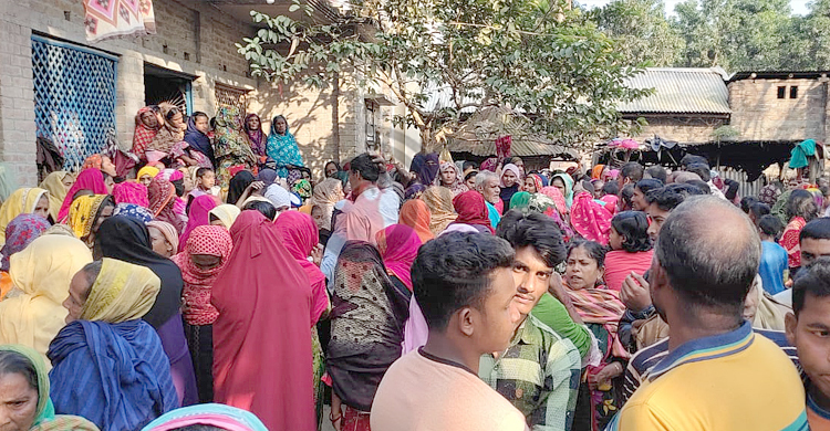 খেলার সময় শিশুকে গলা কেটে হত্যা করলো কিশোর