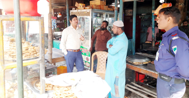 নোংরা পরিবেশে খাবার তৈরি, দুই হোটেল মালিকের জরিমানা