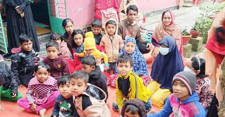 সুবিধাবঞ্চিত শিশুদের পাশে &lsquo;চুয়াডাঙ্গা ভলান্টিয়ার্স&rsquo;