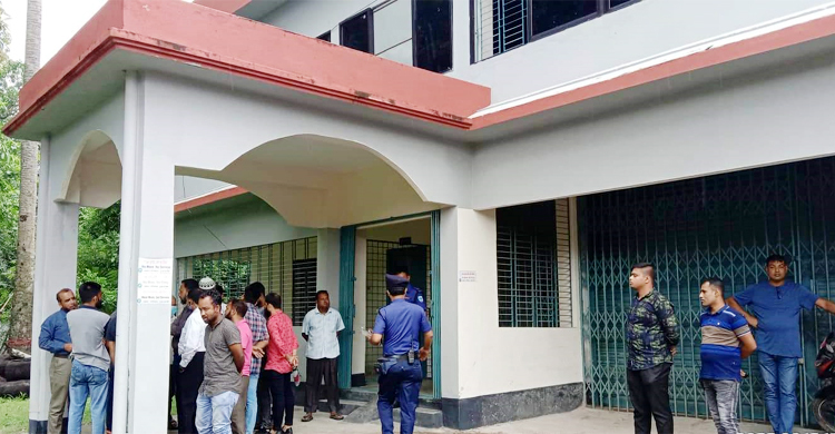 চুয়াডাঙ্গায় ডাকবাংলো থেকে বিআরটিএ কর্মকর্তার মরদেহ উদ্ধার