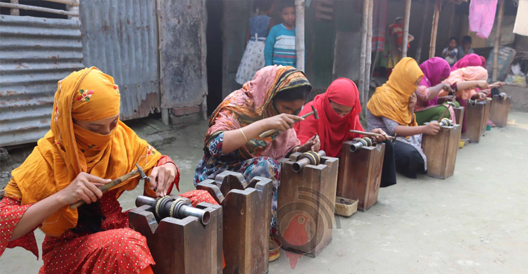 পিতলের চুড়িতে মাসে আয় কোটি টাকা