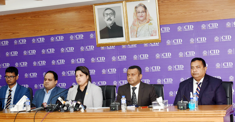 বিয়েতে সম্মতি না দেওয়ায় গৃহবধূ খুন, গ্রেফতার ২