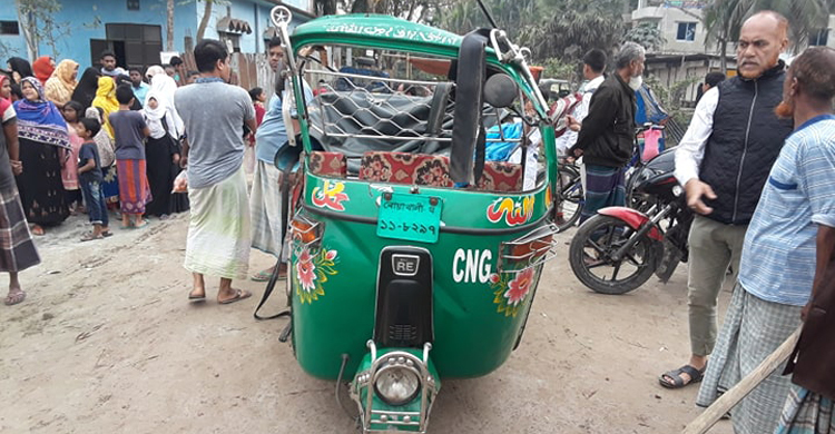 ঘাতক পিকআপ কাড়ল মেয়েসহ শিক্ষক মায়ের প্রাণ