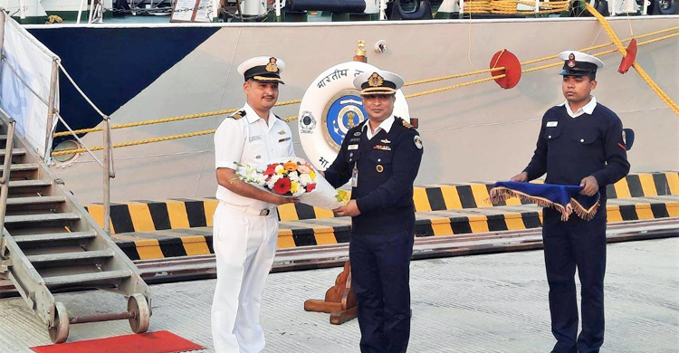 বাংলাদেশে শুভেচ্ছা সফরে ভারতীয় কোস্ট গার্ডের দুই জাহাজ