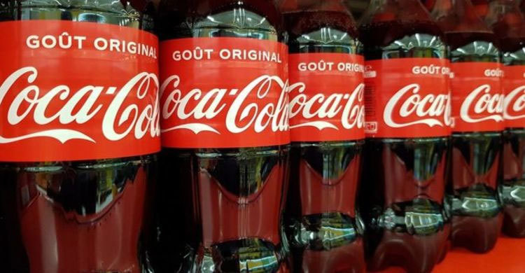 Coca-Cola to cut jobs in restructuring