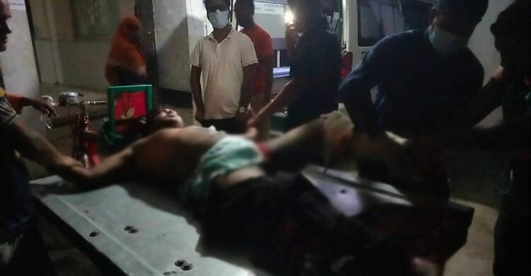 গোয়ালন্দে ট্রাকচাপায় মোটরসাইকেলের দুই আরোহী নিহত