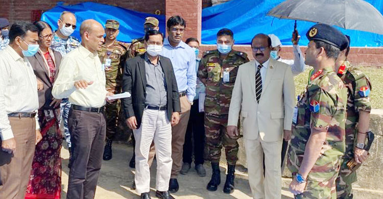 সামরিক বাহিনী কমান্ড ও স্টাফ কলেজ পরিদর্শন প্রতিরক্ষা সচিবের