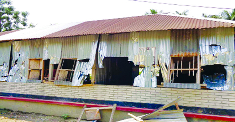 বঙ্গবন্ধুর শতবর্ষ উদযাপন কমিটি নিয়ে বাড়ি-ঘর ভাঙচুর