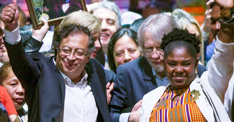 কলম্বিয়ায় প্রথম বামপন্থি প্রেসিডেন্ট, নতুন যুগের সূচনা