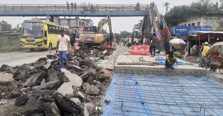 ঢাকা-চট্টগ্রাম মহাসড়কে ২০ কিলোমিটার যানজট