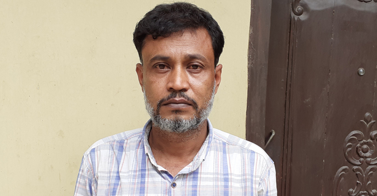 ২৫ বছর ধরে বেতন পান না মফিজুল