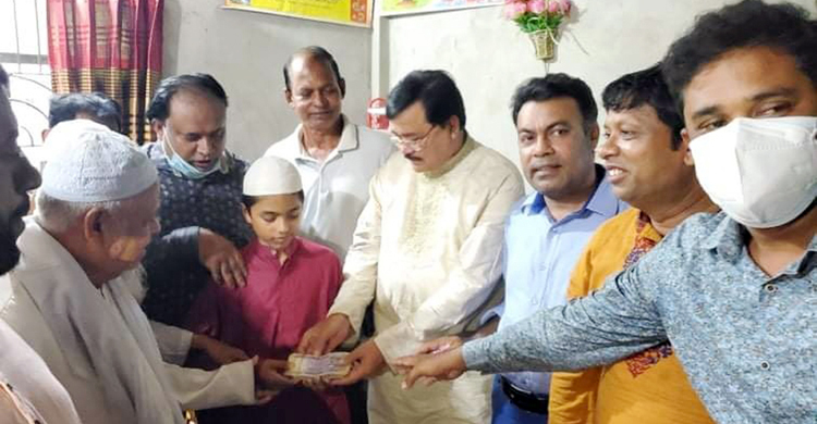 Comilla-Finance-Minister-Help