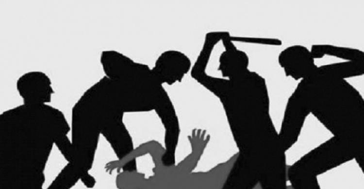 কুমিল্লায় চোর সন্দেহে যুবককে পিটিয়ে হত্যা