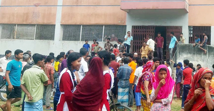 কলম চুরির অপবাদে ১১ শিক্ষার্থীকে মারধরের ঘটনা তদন্তে কমিটি