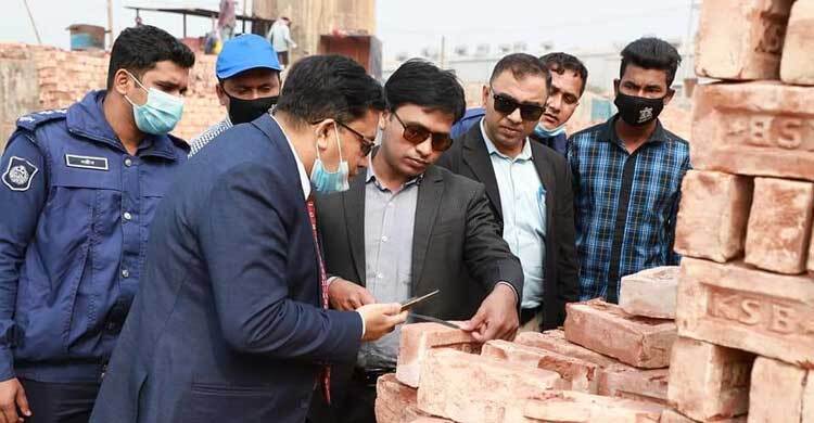 ৯৩ প্রতিষ্ঠানকে ১০ লাখ ৬৬ হাজার টাকা জরিমানা